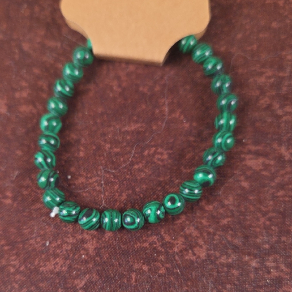 Green Beaded Bracelet - Picture 1 of 2